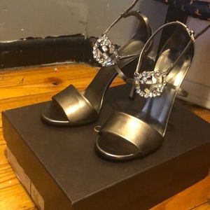 Gucci sandal. Authentic